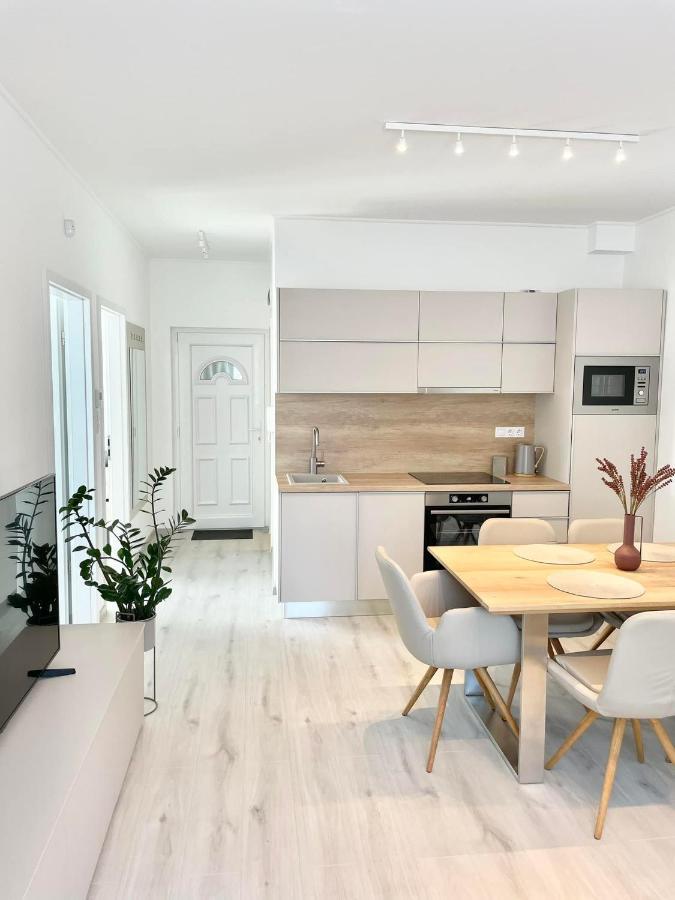 Cashmere Premium Apartment Сиофок Екстериор снимка