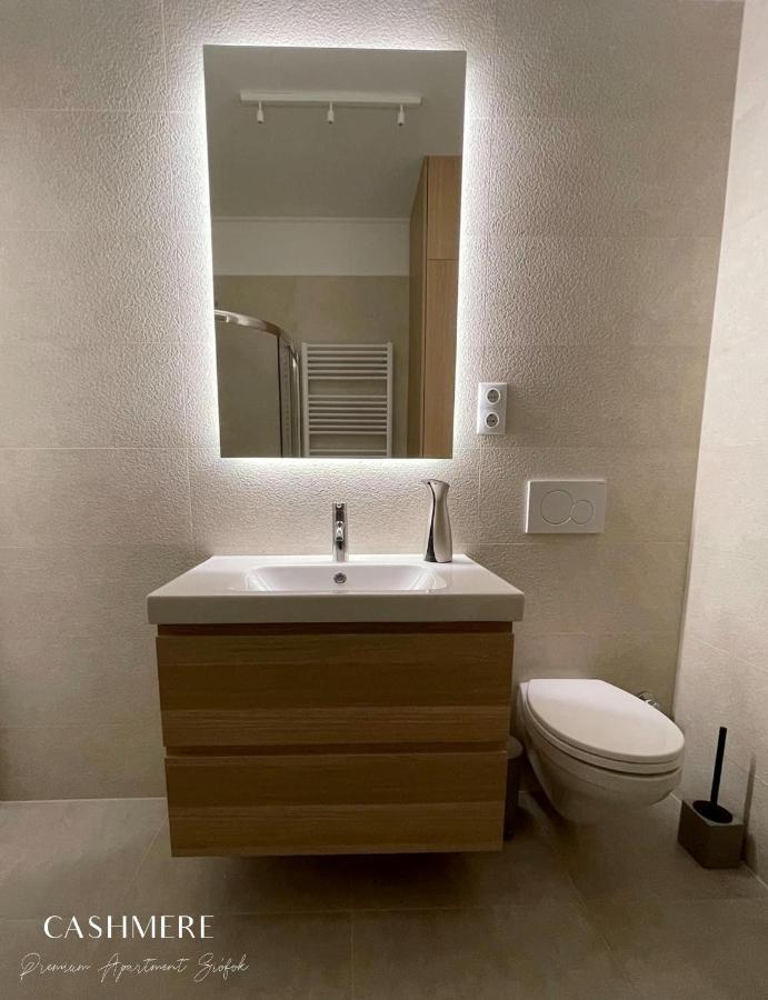 Cashmere Premium Apartment Сиофок Екстериор снимка