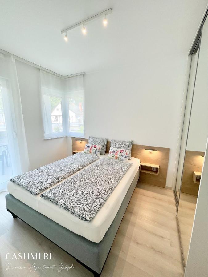 Cashmere Premium Apartment Сиофок Екстериор снимка